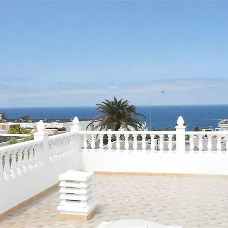 Puerto Colon, Las Americas *