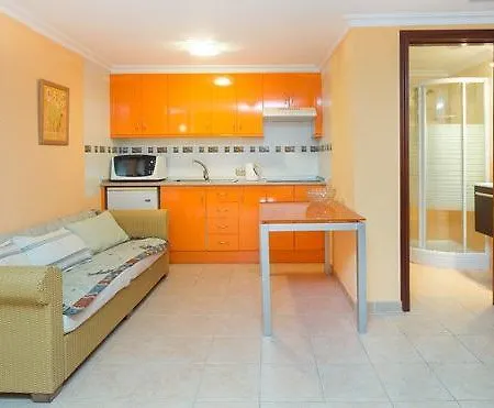 Puerto Colon, Las Americas Villa